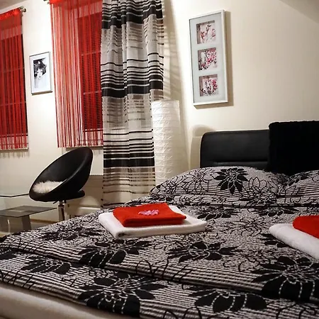 - House Melani Velké Přílepy
