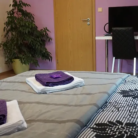 - House Melani 4* Velké Přílepy